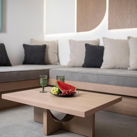 Emporio  New Villa Katerina - 6 Villas & 6 Private Jacuzzi מראה חיצוני תמונה