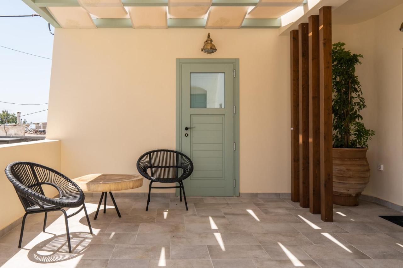 Emporio  New Villa Katerina - 6 Villas & 6 Private Jacuzzi מראה חיצוני תמונה